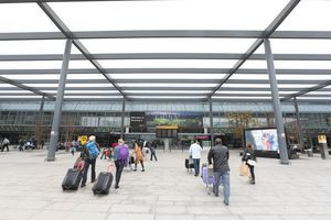 Heathrow feels Middle East pain